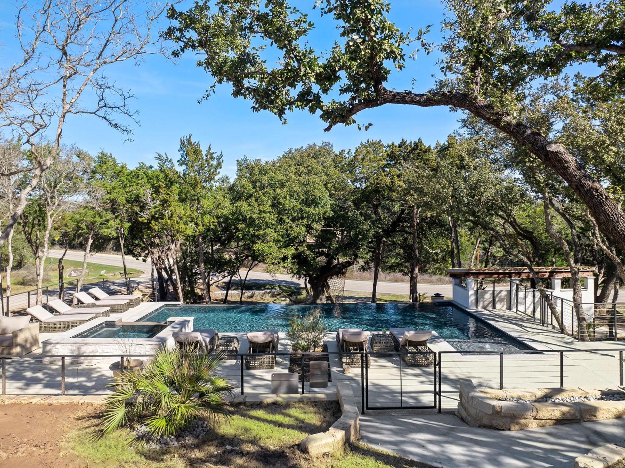 Las Luces Spicewood エクステリア 写真